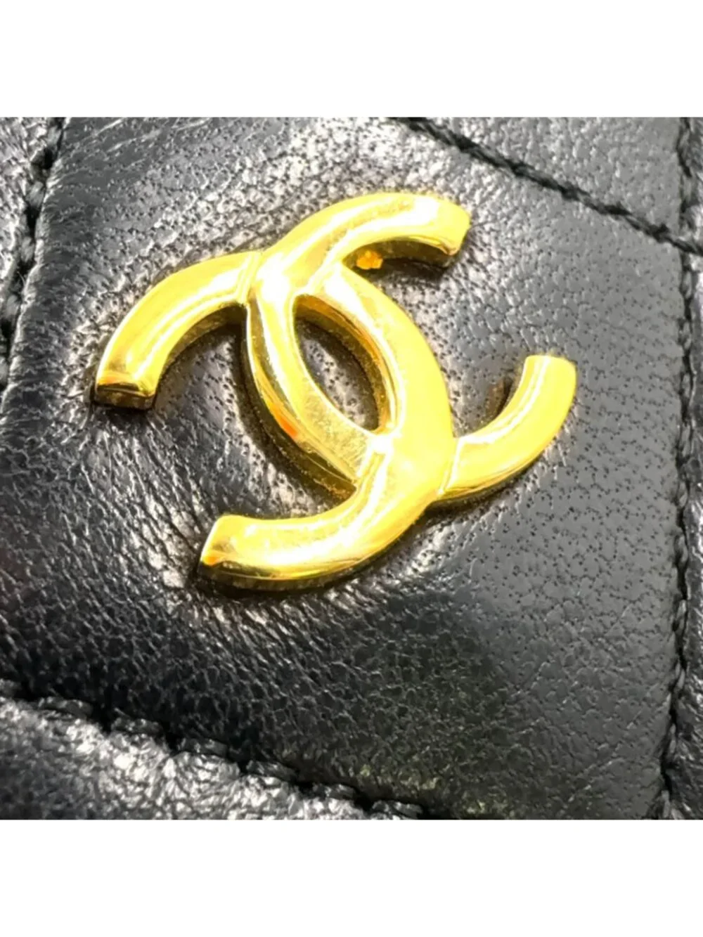 Chanel Quilted Shoulder Bag Lambskin Black Pouch Gold
